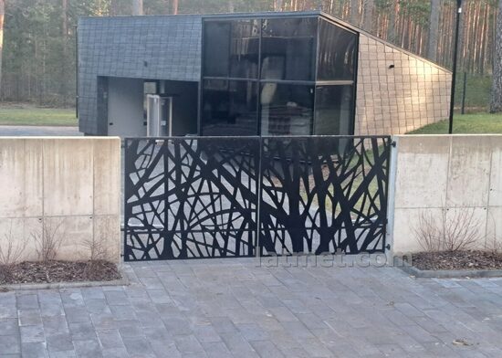 Verami auto transporta vārti ar lāzeragrieztu loksni