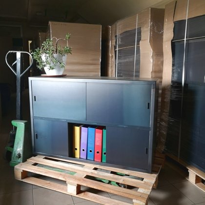 Metāla plauktu ražošana