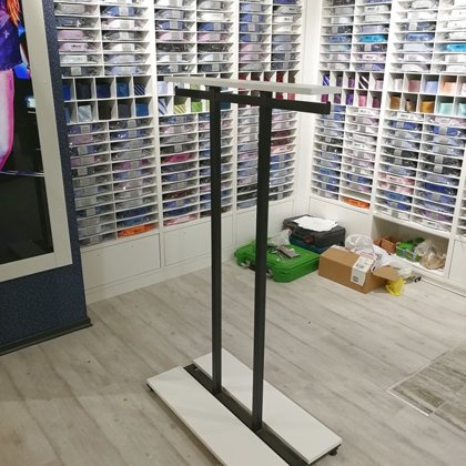 Lat Met ražoti tirdzniecības stendi