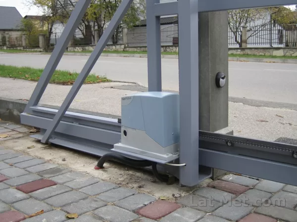 NICE bīdāmu vārtu automatika Robus