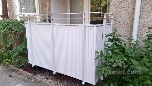 Margas ar lokšnu pildījumu, Zviedrija, Solna